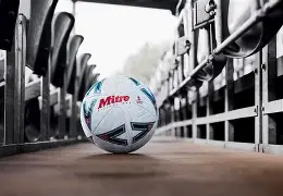 费耶诺德对阿贾克斯精彩纷呈的比赛